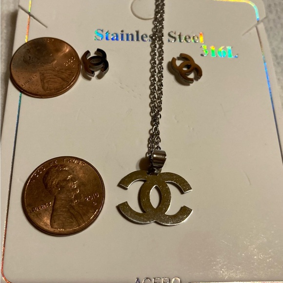 Gold Stainless Steel Necklace and Earring Set - Picture 2 of 3